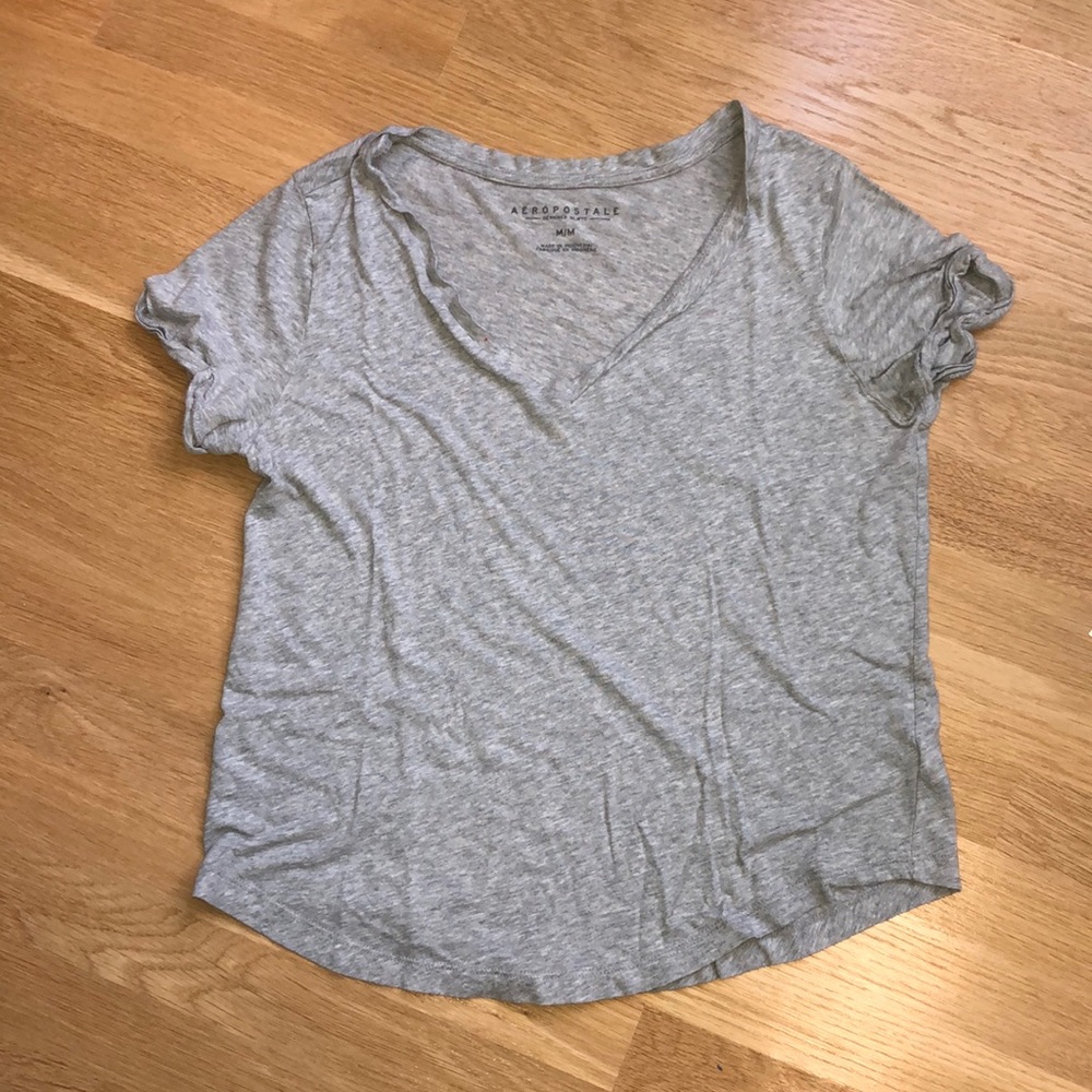 v-neck tshirt